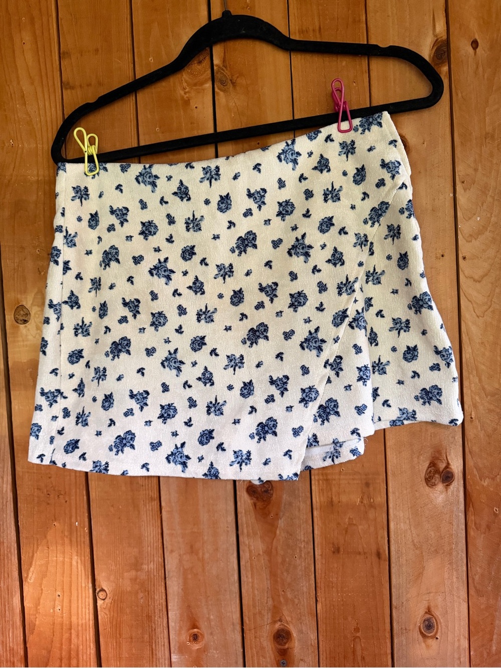 Altar’d State Floral Print White and Blue Mini Skort